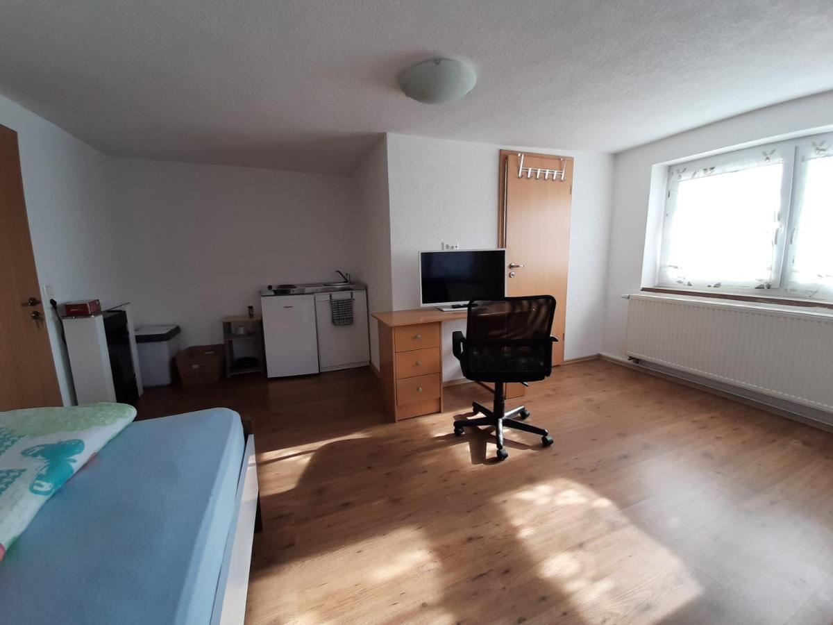 Biberach-Riss-Zimmer-Frei, Einzel-Zimmer Bad Kueche Birkenhard Zewnętrze zdjęcie