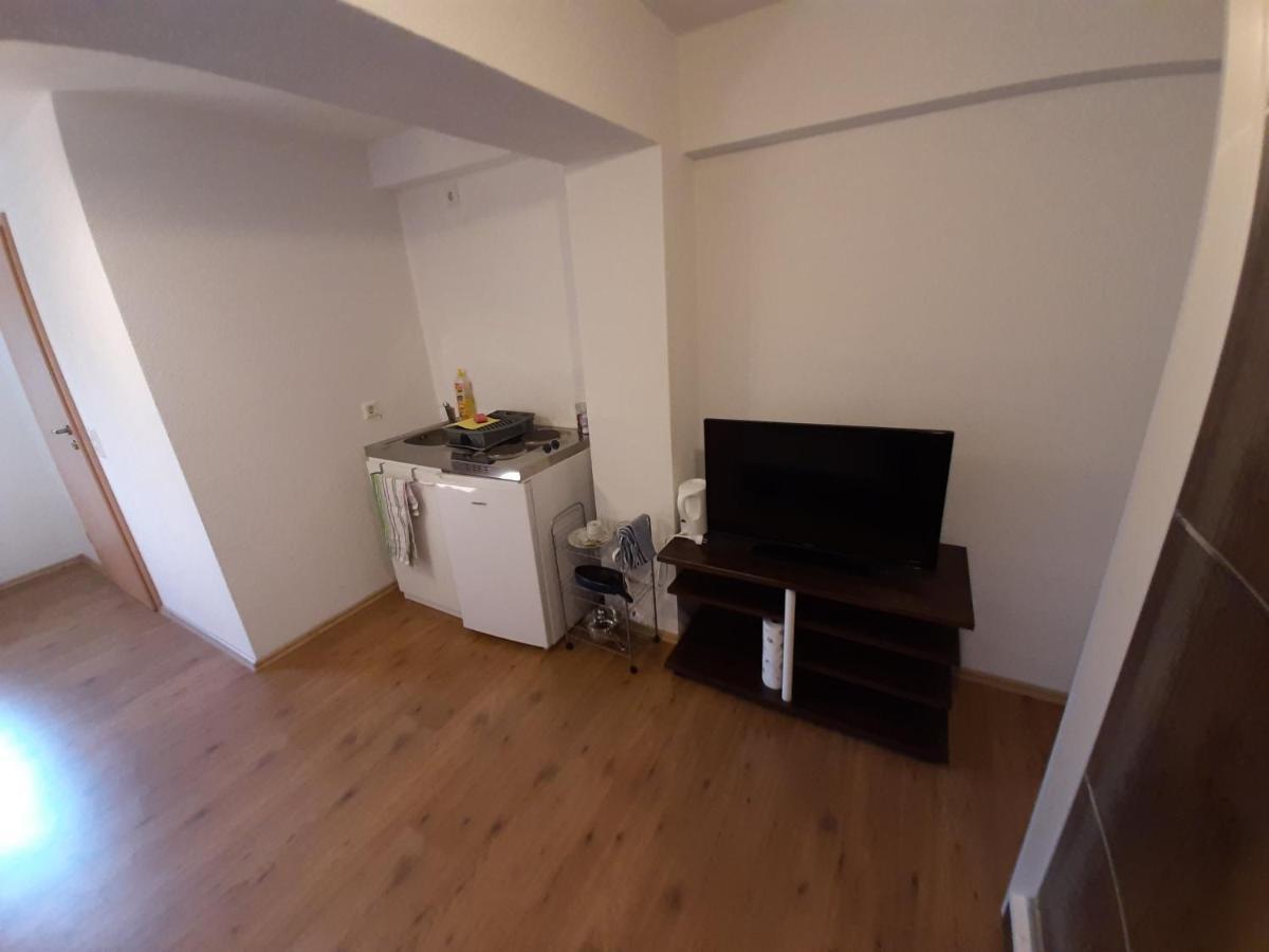 Biberach-Riss-Zimmer-Frei, Einzel-Zimmer Bad Kueche Birkenhard Zewnętrze zdjęcie
