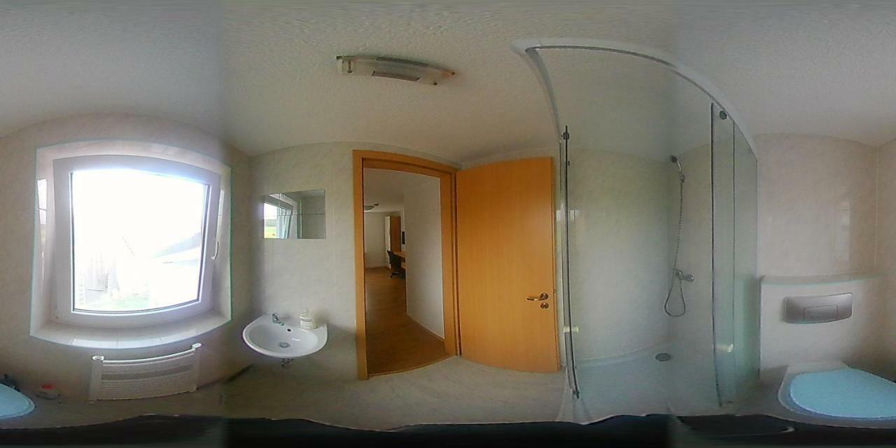 Biberach-Riss-Zimmer-Frei, Einzel-Zimmer Bad Kueche Birkenhard Zewnętrze zdjęcie